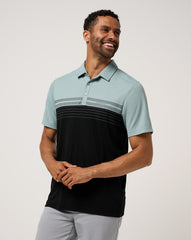 Arona Travis Mathew Men