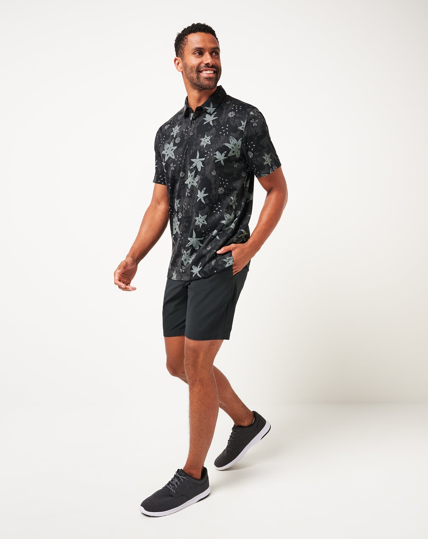 Black Travis Mathew Men