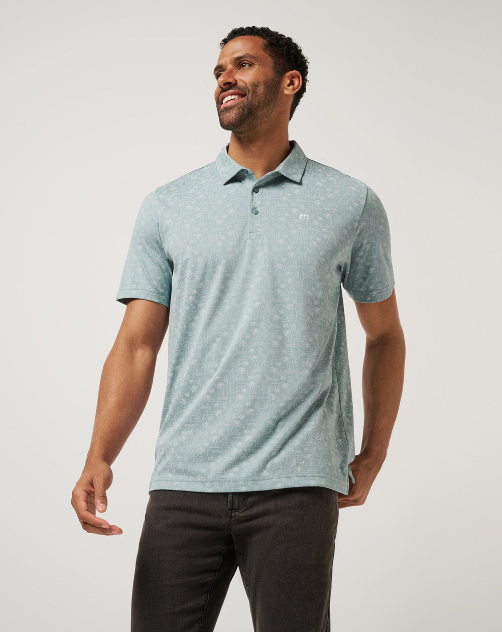Arona Travis Mathew Men