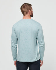 Arona Travis Mathew Men