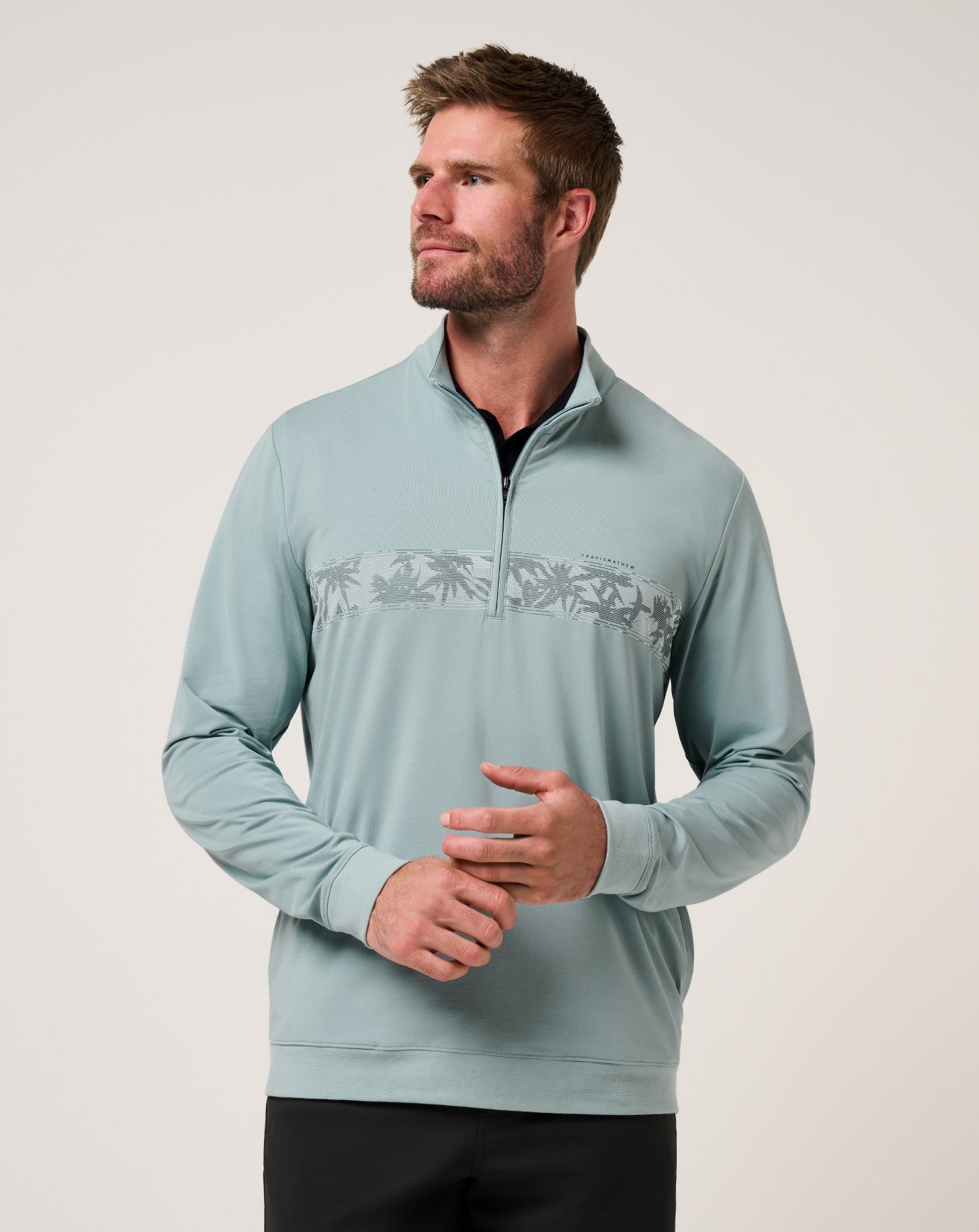 Arona Travis Mathew Men