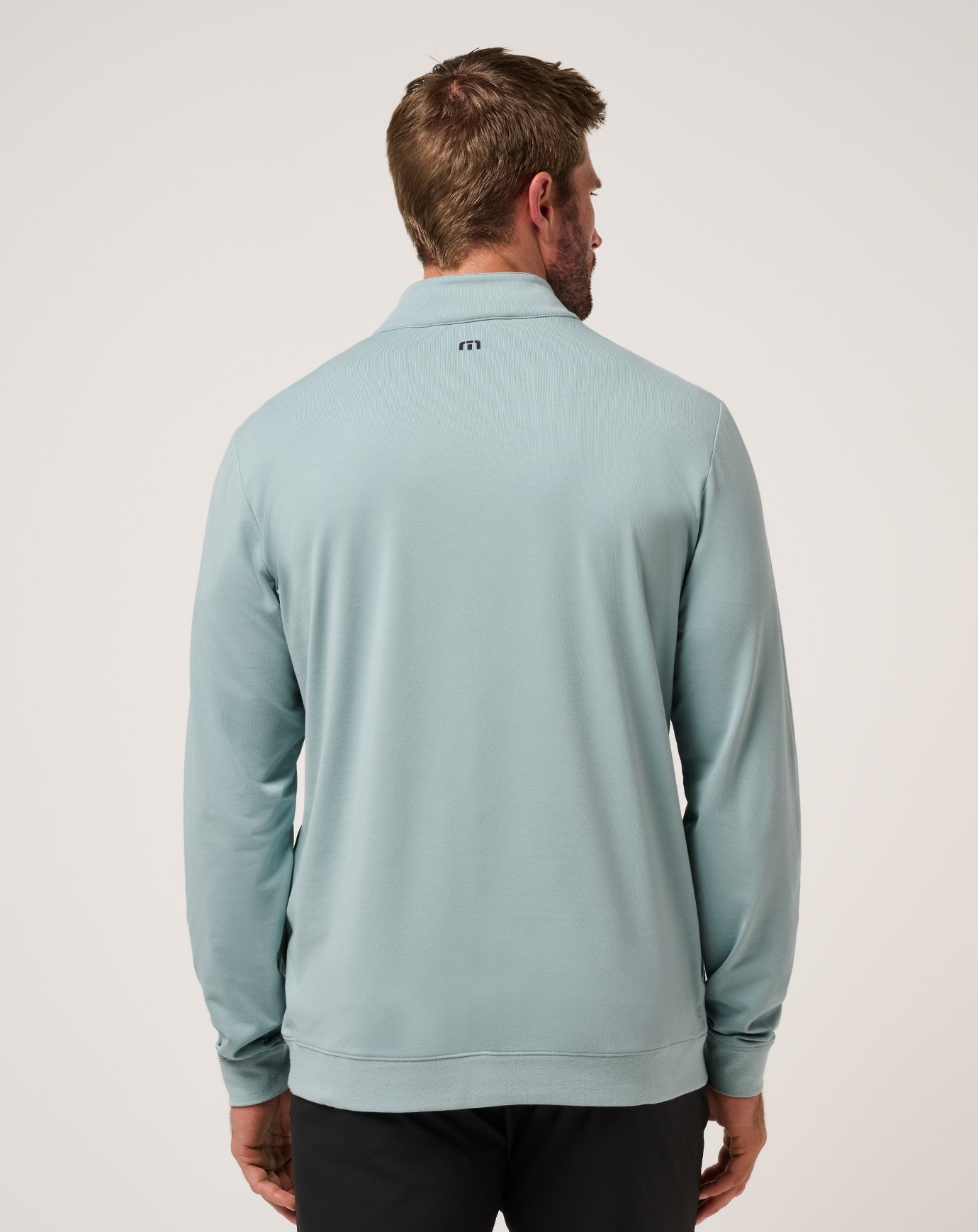 Arona Travis Mathew Men