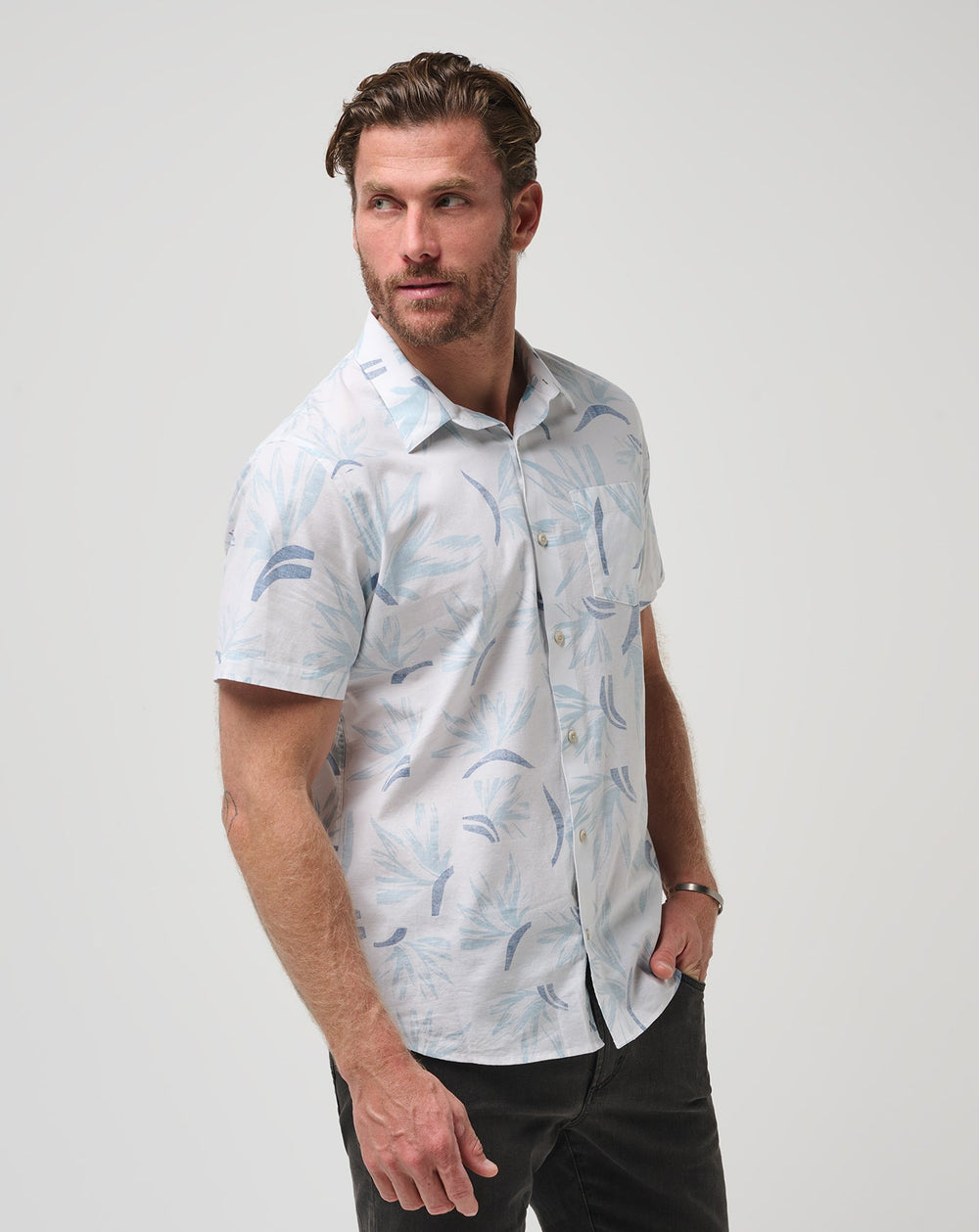 White/Quiet Harbor Travis Mathew Men