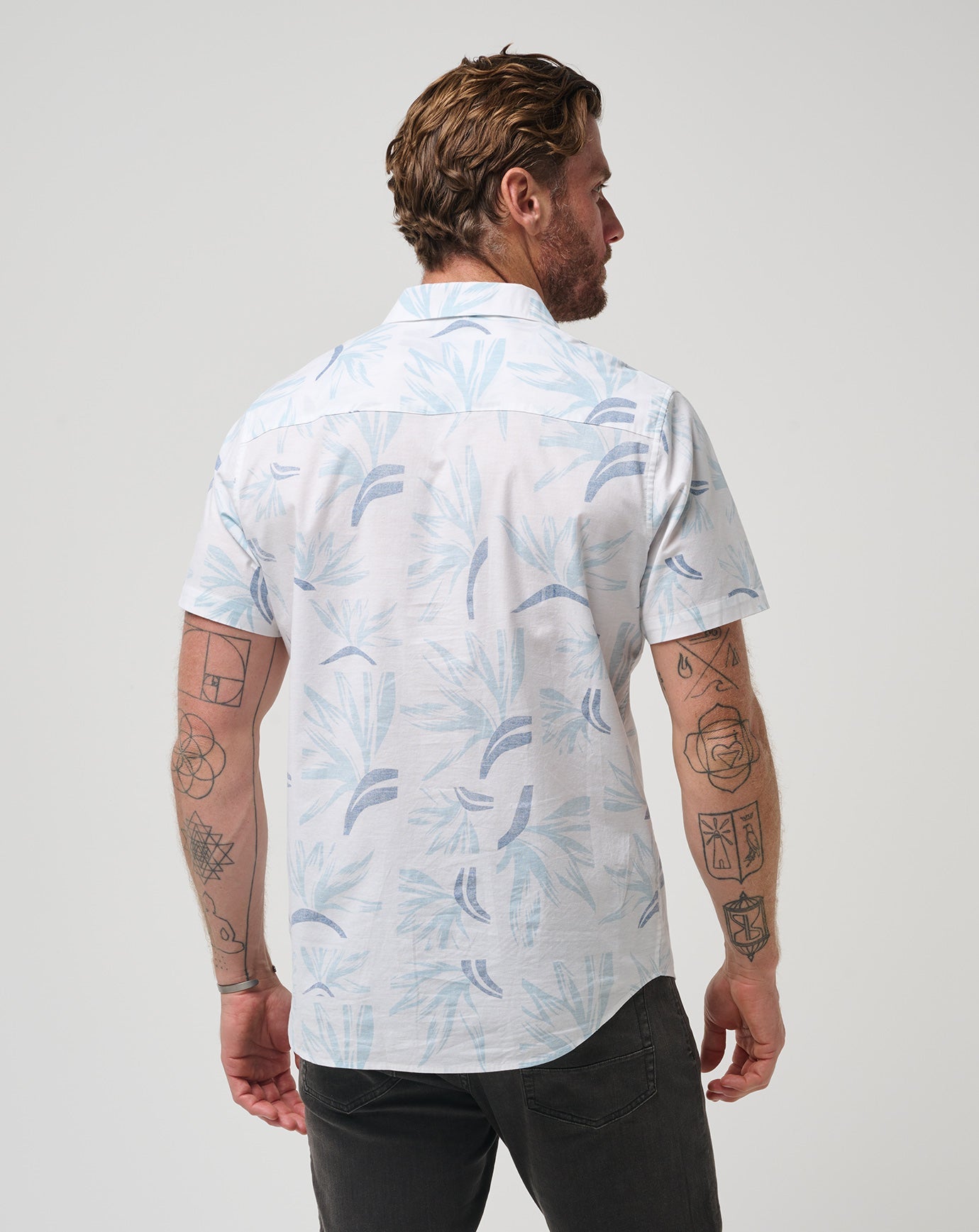 White/Quiet Harbor Travis Mathew Men