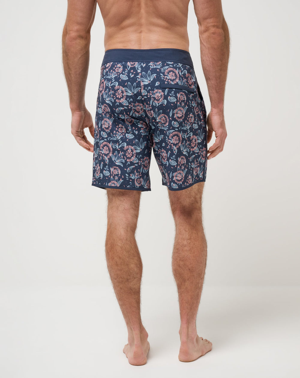 Mood Indigo/Vintage Indigo Travis Mathew Men