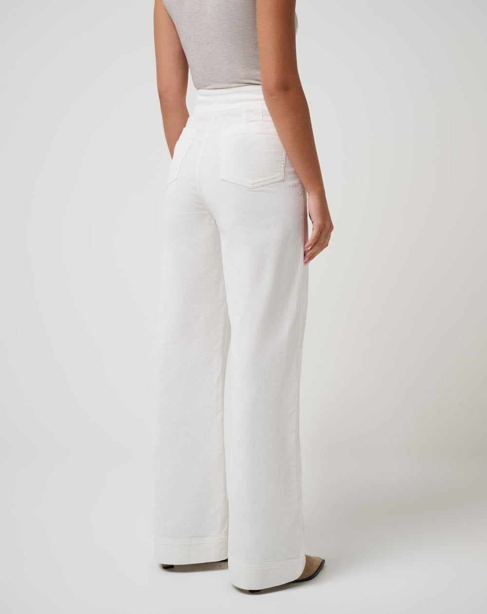 Snow White Travis Mathew Women