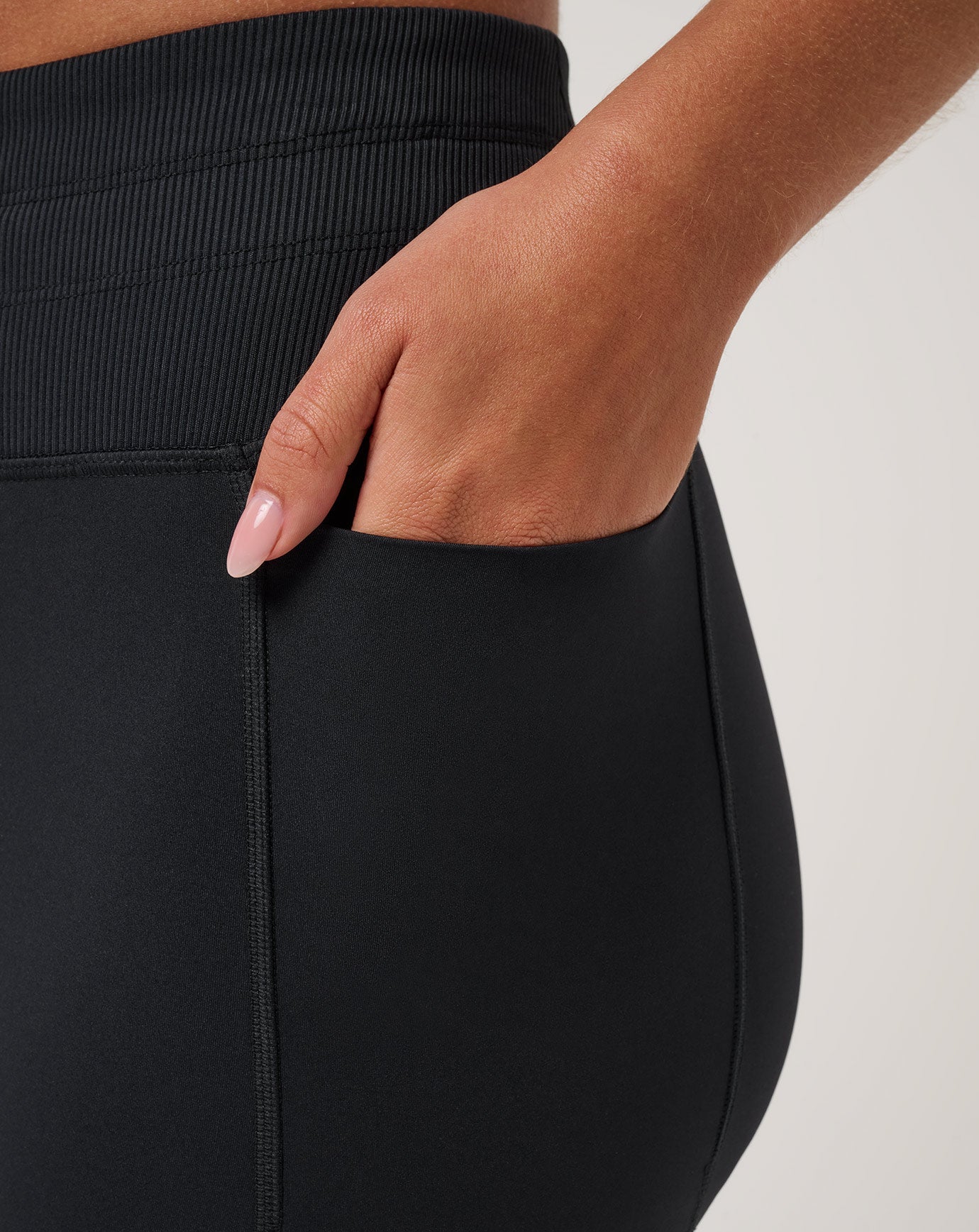 Black Travis Mathew Women|Golf