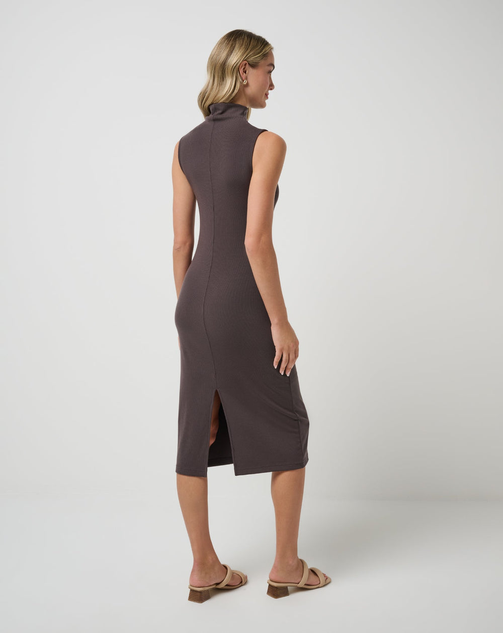 Coffee Grounds Travis Mathew Women
