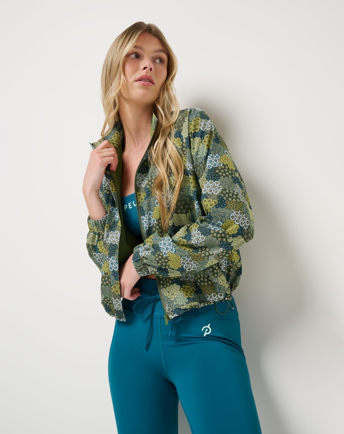 Bronze Green Multi Travis Mathew New