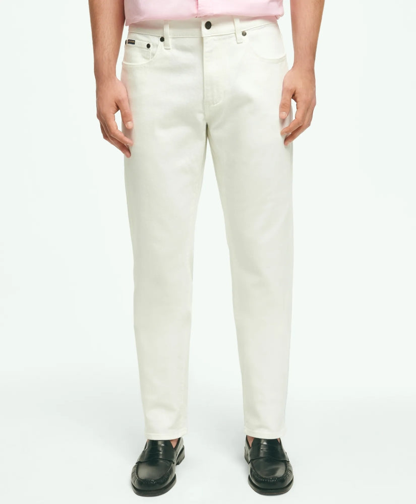 White,28,30